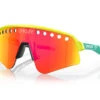 Oakley Sutro Lite Sweep Fietsbril Tennis Ball Yellow Prizm Ruby Unisex -SpinGear Winkel 37102725 0